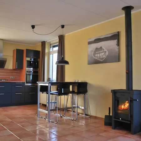 Modern In Ferienhaus Ooltgensplaat